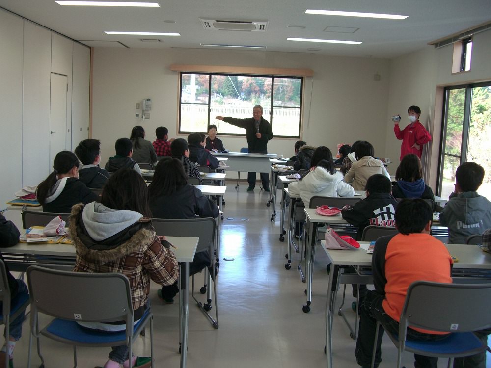 s-（211120）塩田西小学校4年生施設見学014.jpg